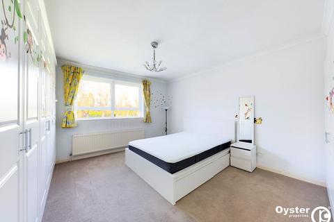 2 bedroom apartment for sale, Gleneagles, Stanmore, HA7