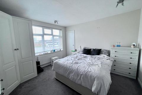 2 bedroom maisonette for sale, Bronsdon Way, Denham Village