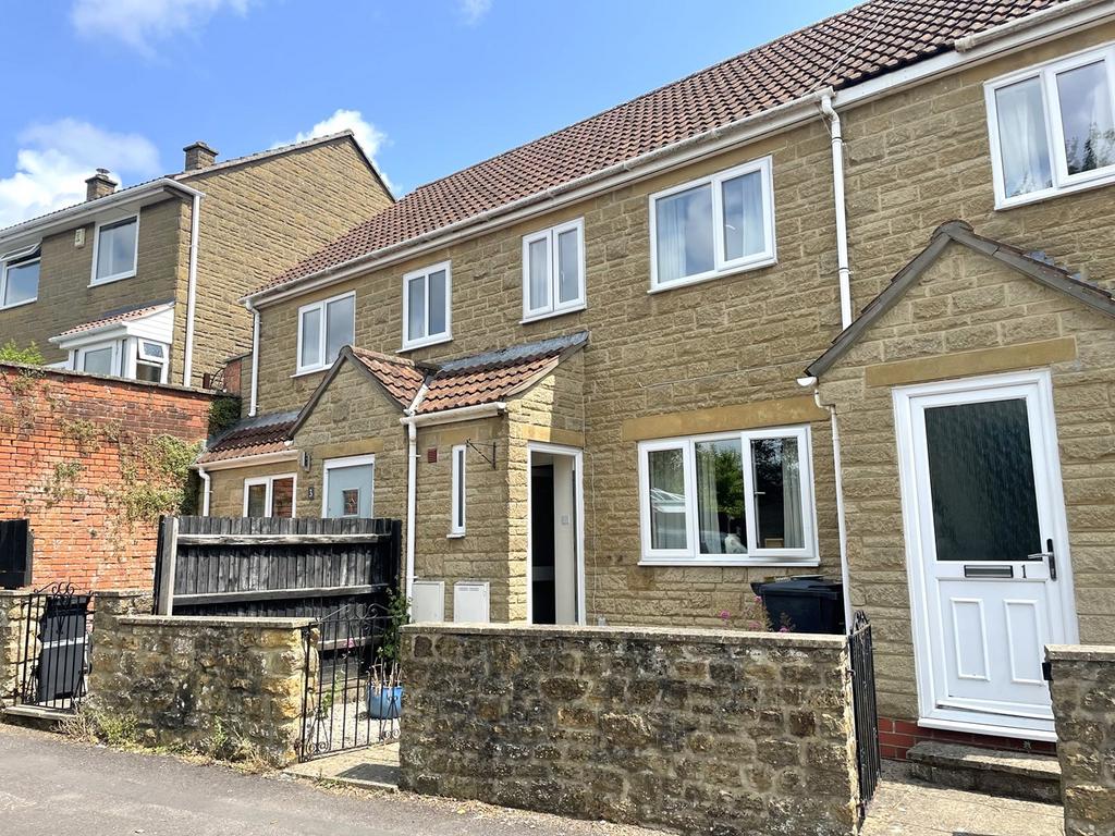 Victoria Road, Castle Cary, BA7 2 bed terraced house for sale £205,000