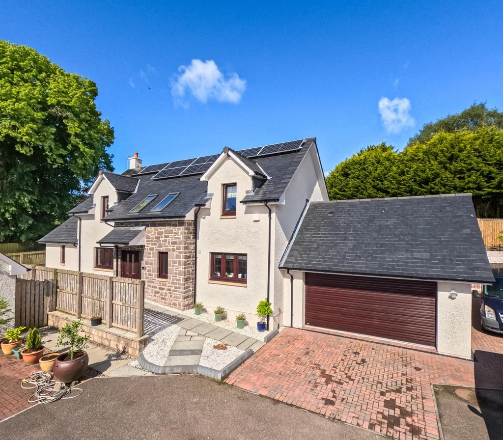 The Steadings, Abernyte, Perthshire, PH14 9PZ 4 bed detached house for sale £425,000