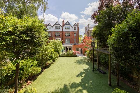 undefined, Netherhall Gardens, Hampstead,  London NW3