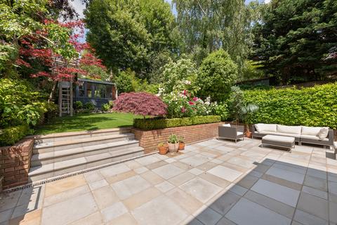 undefined, Netherhall Gardens, Hampstead,  London NW3