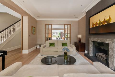 undefined, Netherhall Gardens, Hampstead,  London NW3