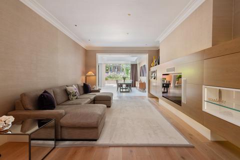 6 bedroom semi-detached house for sale, Netherhall Gardens, Hampstead,  London NW3