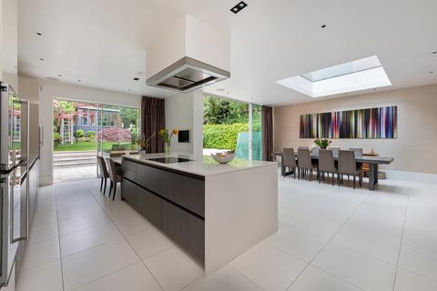 6 bedroom semi-detached house for sale, Netherhall Gardens, Hampstead,  London NW3