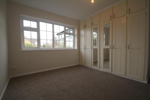 2 bedroom bungalow to rent, Egglestone Square, Boston Spa, Wetherby, West Yorkshire, LS23