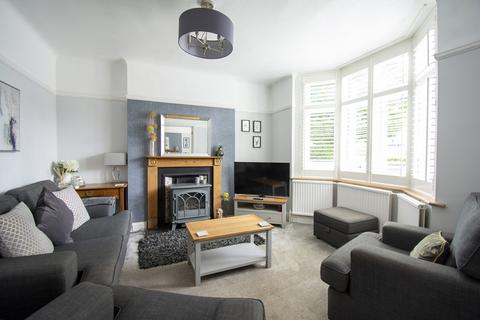 4 bedroom detached house for sale - 4 bed detached House- Eldon Road