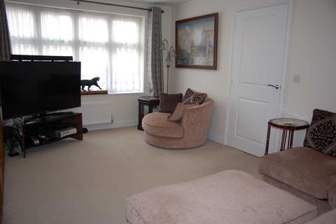 18 Bishops Close, Bathpool, Taunton, TA2 8DS