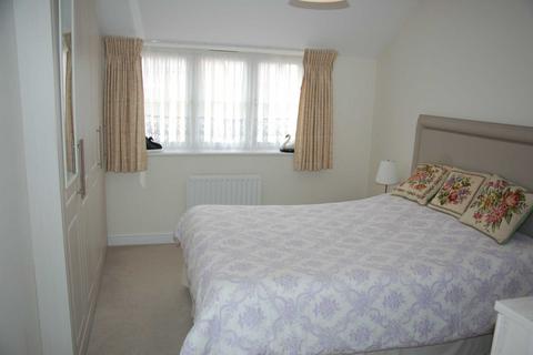 18 Bishops Close, Bathpool, Taunton, TA2 8DS