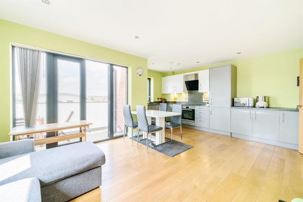 Living/kitchen area