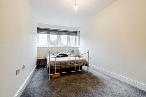 2 bedroom apartment for sale, Roe Green Lane, Hatfield