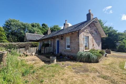 3 bedroom detached house for sale - Station House & Land, Upper Burnmouth, Eyemouth, TD14 5SL