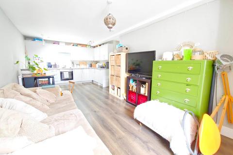 1 bedroom apartment to rent, Malvern Road, Hornchurch, Essex, RM11