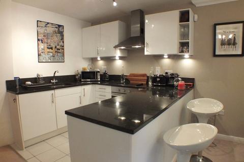2 bedroom apartment to rent, Constitution Hill, Woking, Surrey, GU22