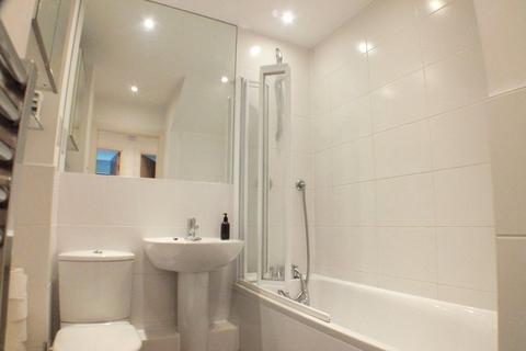 2 bedroom apartment to rent, Constitution Hill, Woking, Surrey, GU22