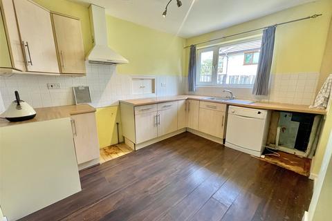 2 bedroom bungalow for sale - Bowland Crescent, Worsbrough, S70