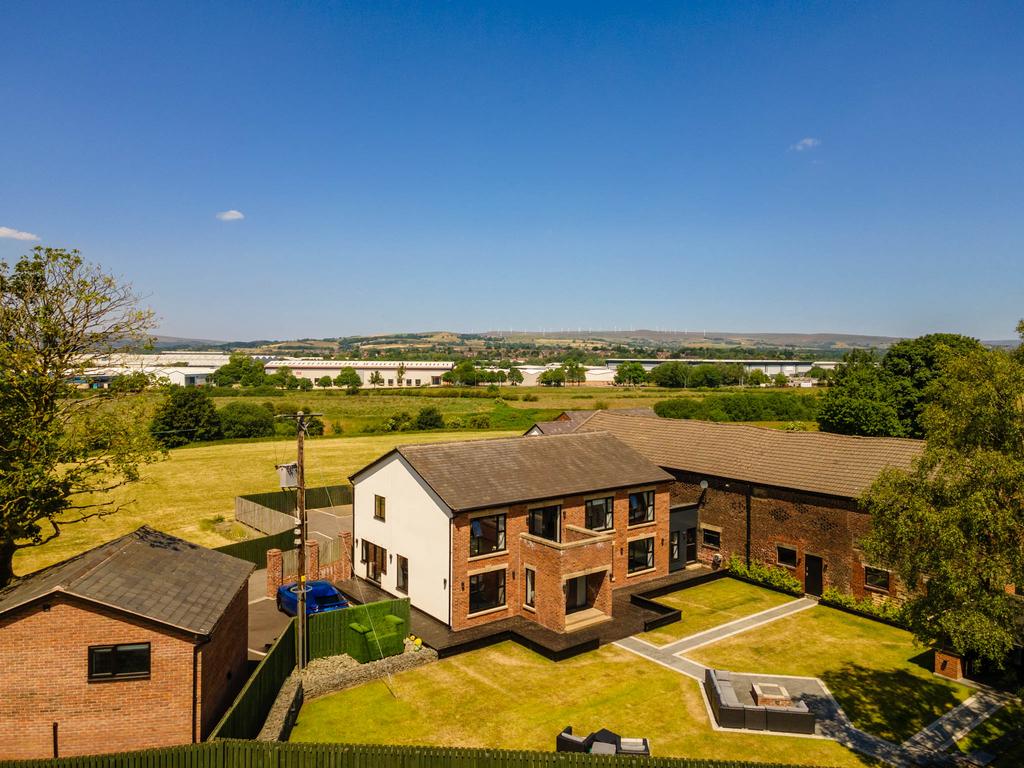 20230615-1247 Highfields Farm, Moss Hall Road, OL1