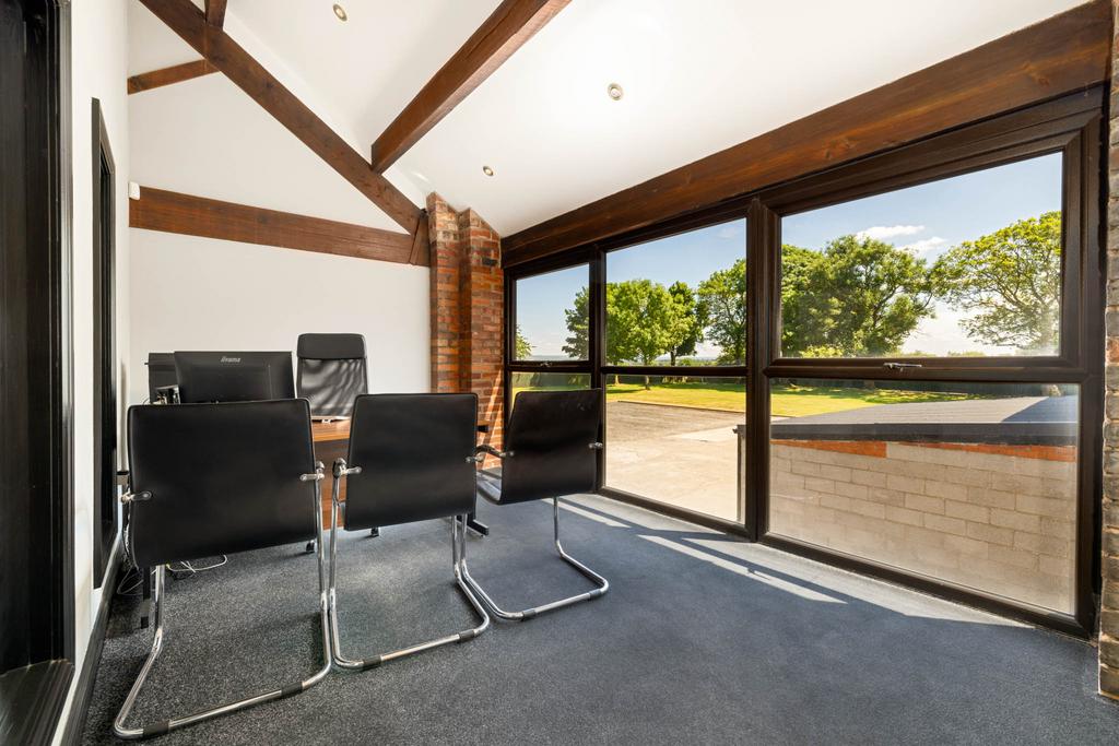 20230615-1330 Highfields Farm, Moss Hall Road, OL1