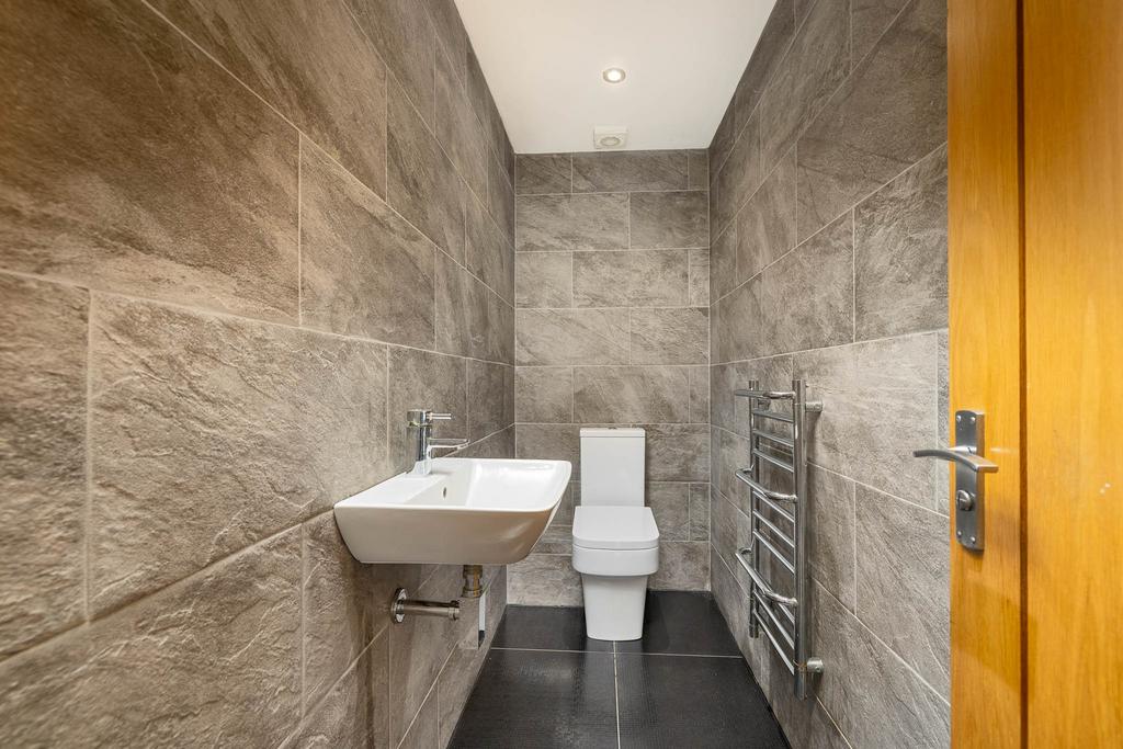 20230615-1331 Highfields Farm, Moss Hall Road, OL1