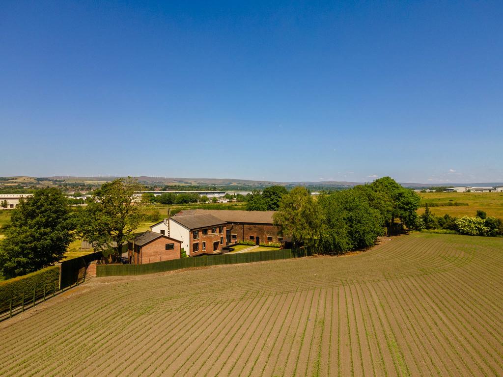 20230615-1315 Highfields Farm, Moss Hall Road, OL1