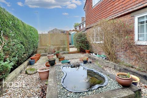The Mousehole Avenue Road, Grayshott, Hindhead, GU26 6LZ