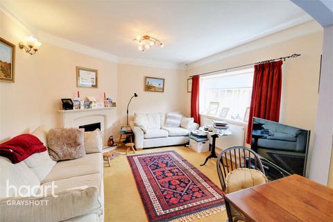 The Mousehole Avenue Road, Grayshott, Hindhead, GU26 6LZ
