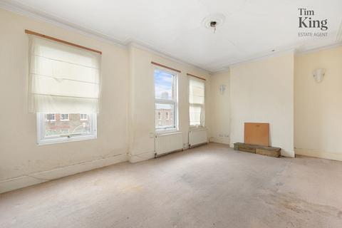 38 Theydon Street, Walthamstow, London, E17 8EL