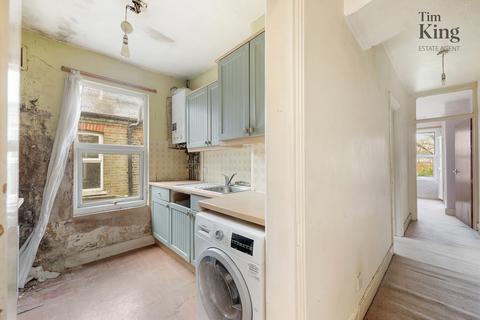 38 Theydon Street, Walthamstow, London, E17 8EL