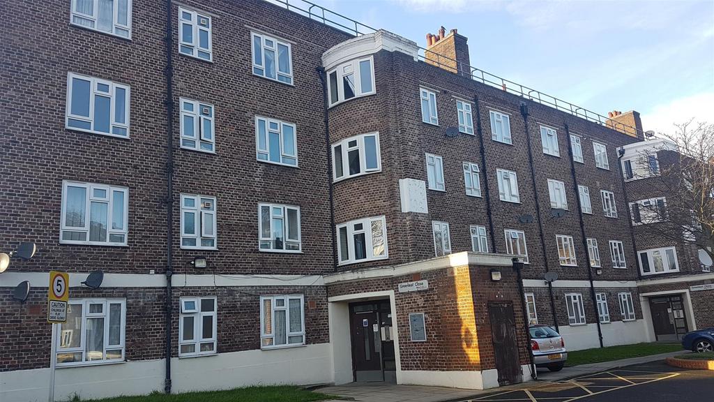 Tulse Hill, London SW2 1 bed flat £1,350 pcm (£312 pw)