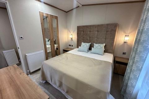 2 bedroom lodge for sale, Thornton-Cleveleys