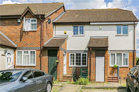 10 Derwent Close, Feltham, TW14 9QL