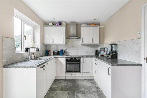 10 Derwent Close, Feltham, TW14 9QL