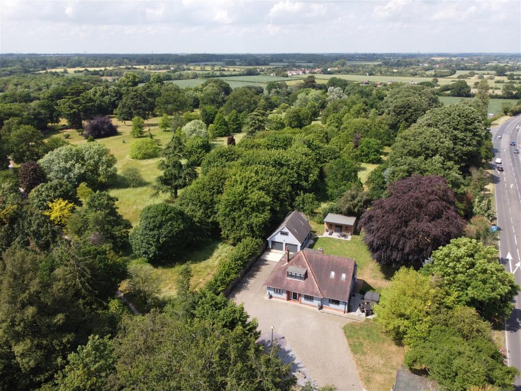 Bredfield, Woodbridge, Suffolk 4 bed detached house for sale £750,000