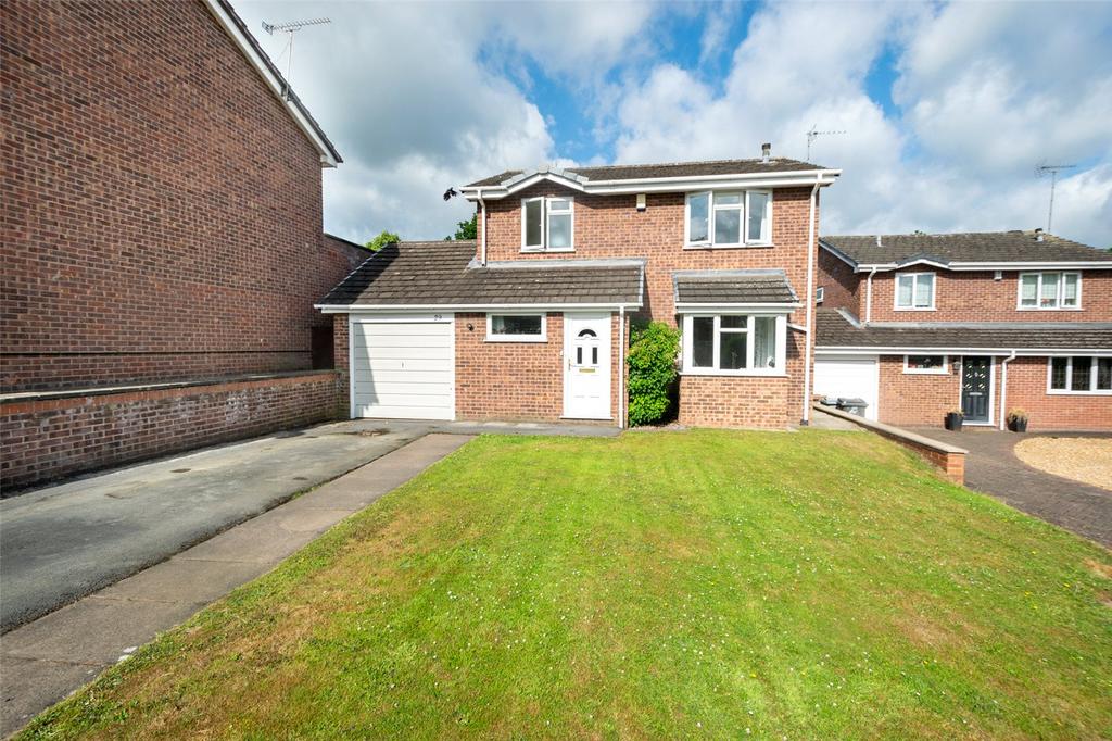 Brynlow Drive, Middlewich 4 bed detached house for sale £305,000