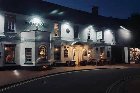 Pub to rent, White Hart Hotel Cornhill, Spilsby, Lincolnshire. PE23 5JP