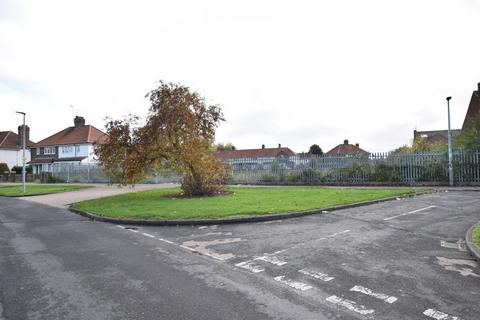 101 8th Avenue, Hull, HU6 9BT