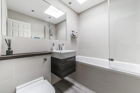 2c Westbrook Road, London, SE3 0NS