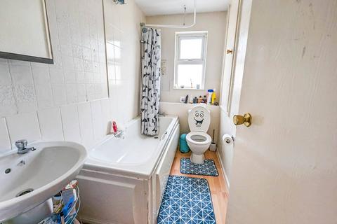 2 bedroom semi-detached house for sale - Lydstep Road, Barry
