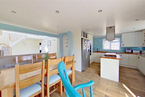 22 Burnside Crescent, Sompting, Lancing, BN15 9TJ