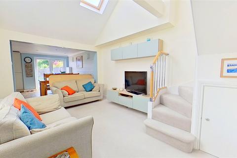 22 Burnside Crescent, Sompting, Lancing, BN15 9TJ