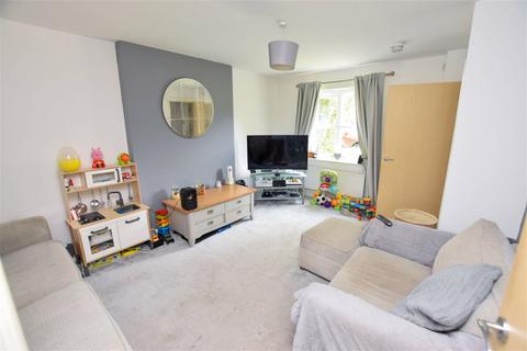 11 Adamson Close, Latchford, Warrington, WA4 1GL