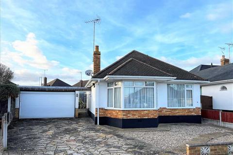 9 Berkshire Close, Leigh-on-sea, SS9 4RT