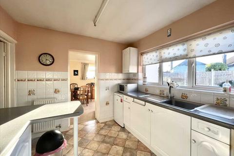 9 Berkshire Close, Leigh-on-sea, SS9 4RT