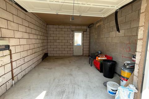Garage to rent, Wolverhampton, WV10