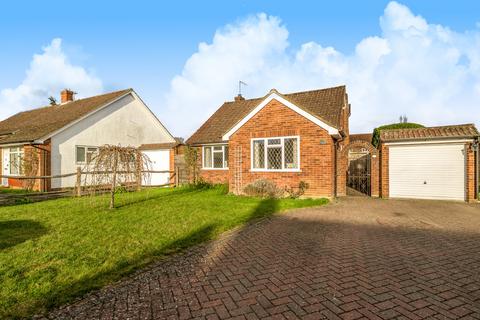 9 Boltons Close, Woking, GU22 8TW