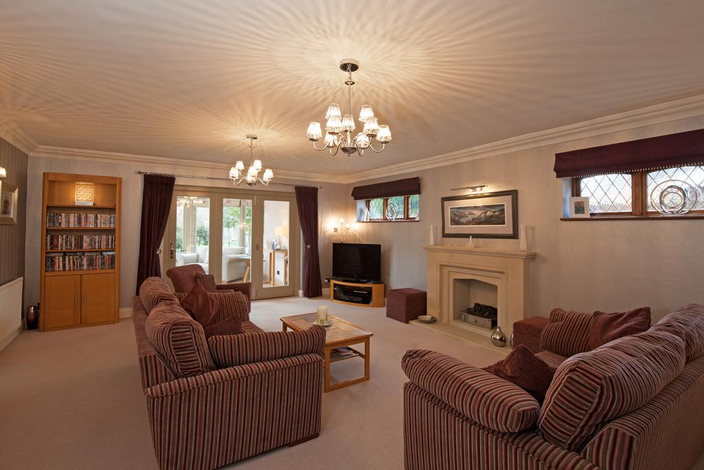 Second Lounge