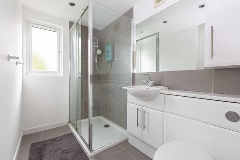 36 Hawkwood Crescent, London, E4 7PN