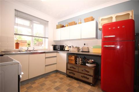 1 bedroom maisonette to rent, Addison Road, Guildford, Surrey, GU1