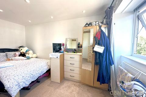 4 bedroom terraced house for sale, Brangwyn Crescent, LONDON SW19