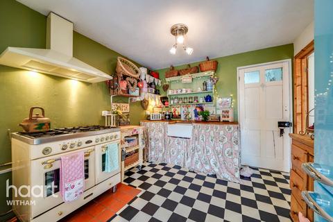 16 Bryony Close, Witham, CM8 2XF